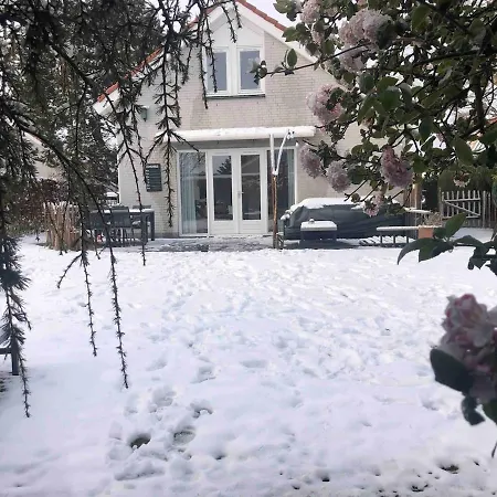 Het Witte Raafje 펜션 *